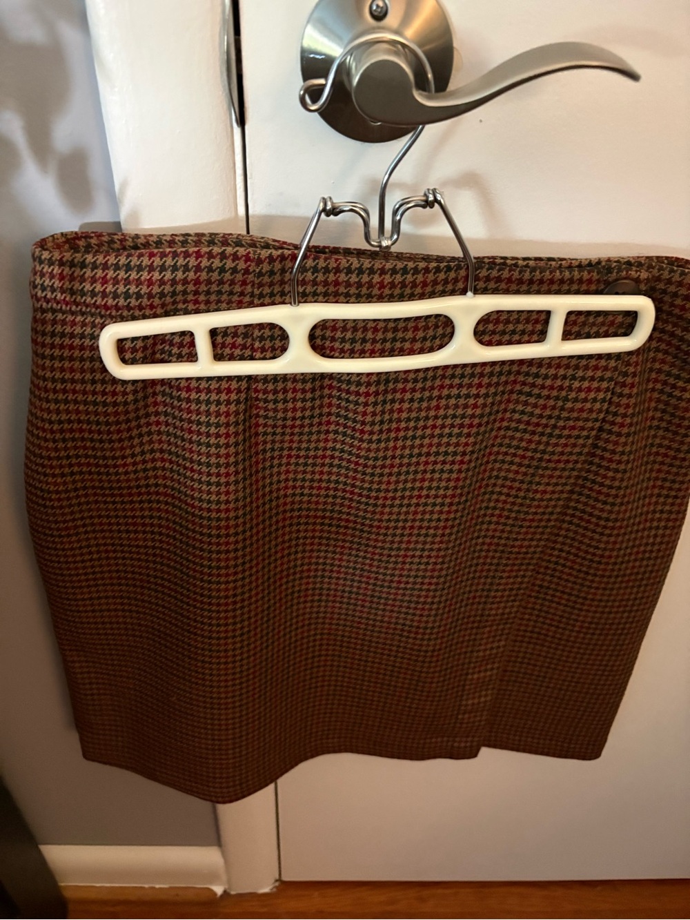 L.L. Bean Mini Skirt in Brown and Red Houndstooth